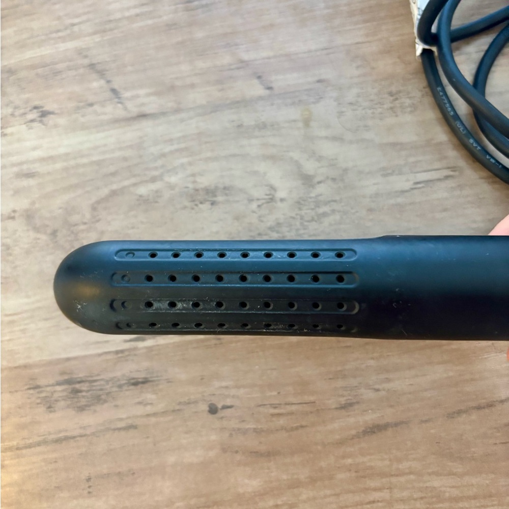 Paula Abdul x Martino by Martino Cartier Forever My Curl Curling Wand - Picture 6 of 8